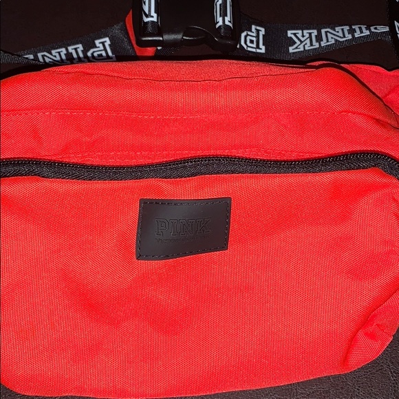 Pink Fanny pack - Picture 2 of 2